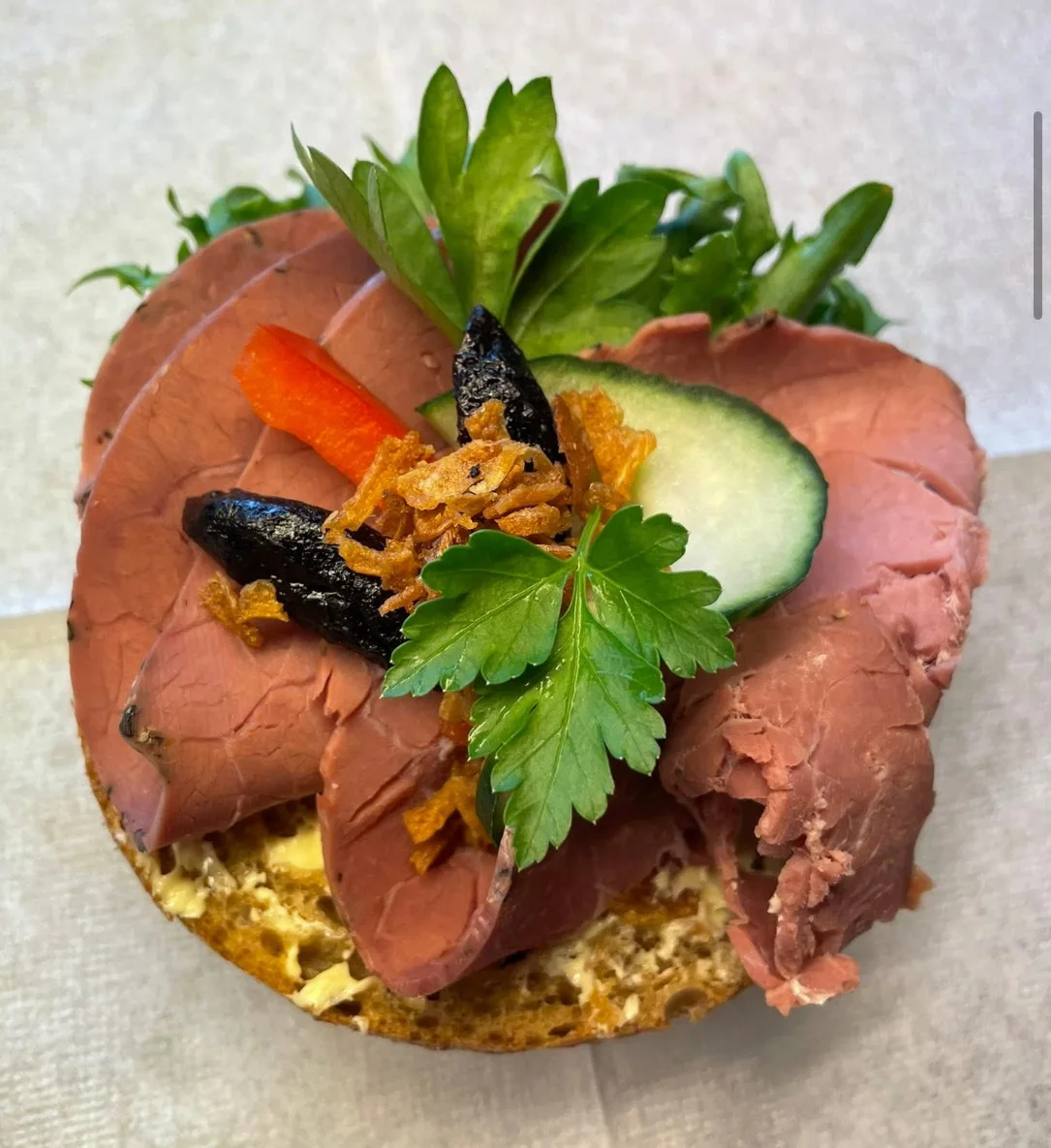 Påsmurt roastbeef